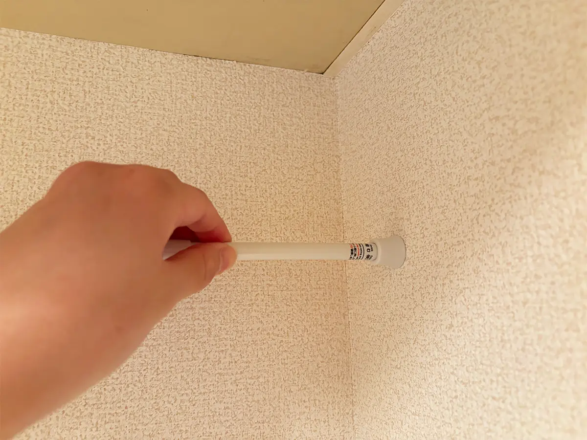 つっぱり棒の画像