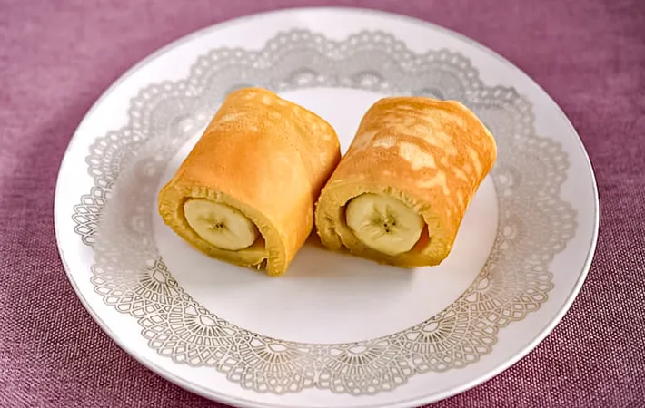 『玉子焼き器のバナナロールケーキ』の完成写真（撮影：小泉明代）