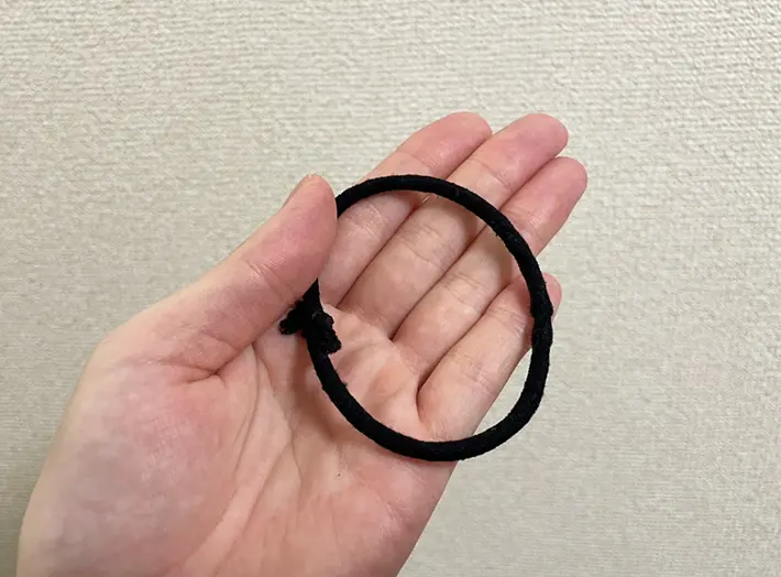 ヘアゴムの写真（撮影：grapeライフハック編集部）