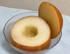 電子レンジで温めた梨の写真（撮影：grapeフード編集部）