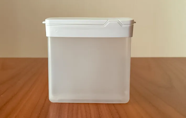 『揉んでほぐせる調味料ストッカー』の写真（撮影：ワード）