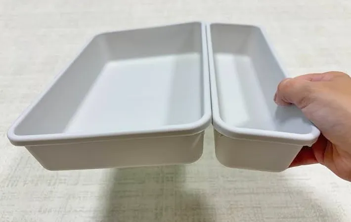 『THREEPPY 収納ケースセット（グレー、8個）』の写真（撮影：ワード）