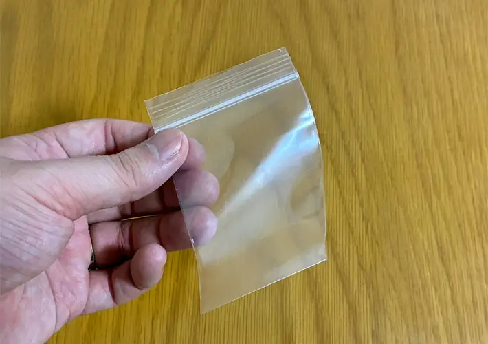 ミニジップ袋の活用写真（撮影：grapeライフハック編集部）