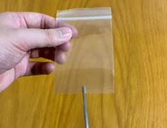 ミニジップ袋の活用写真（撮影：grapeライフハック編集部）