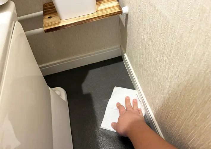 つっぱり棒の活用写真（撮影：grapeライフハック編集部）