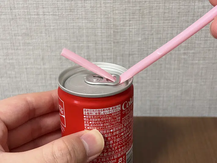 缶の飲み物の画像