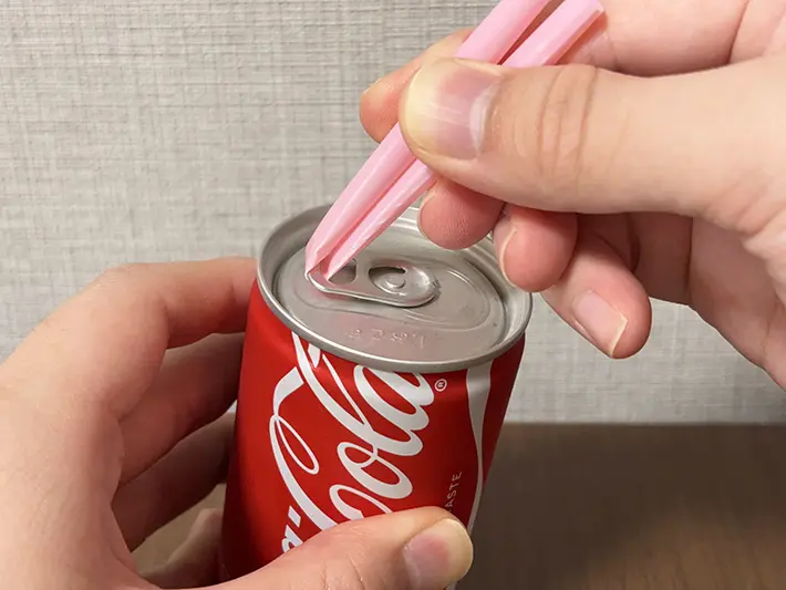 缶の飲み物の画像