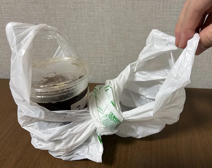 カップコーヒーの画像