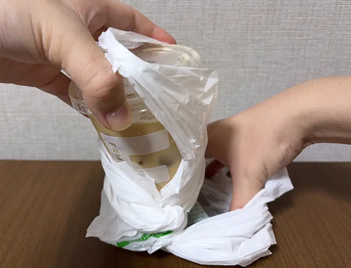 カップコーヒーの画像