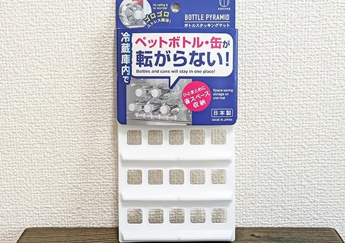 『DAISO ボトルスタッキングマット』の写真（撮影：ワード）
