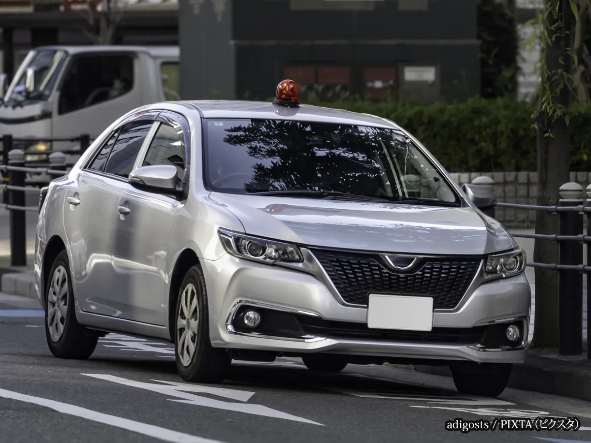 『覆面パトカー 捜査車両』の写真