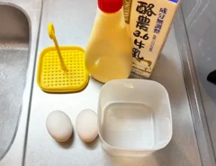 「玉子焼き、もう巻かない」「フライパンも使わない」シャカシャカしてチンした絶品厚焼き玉子がこちら