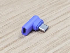 磁石でカチッとすぐ充電! 「家中のケーブル全部これにしたい!」「3個買い足した」と大人気なのがコレ