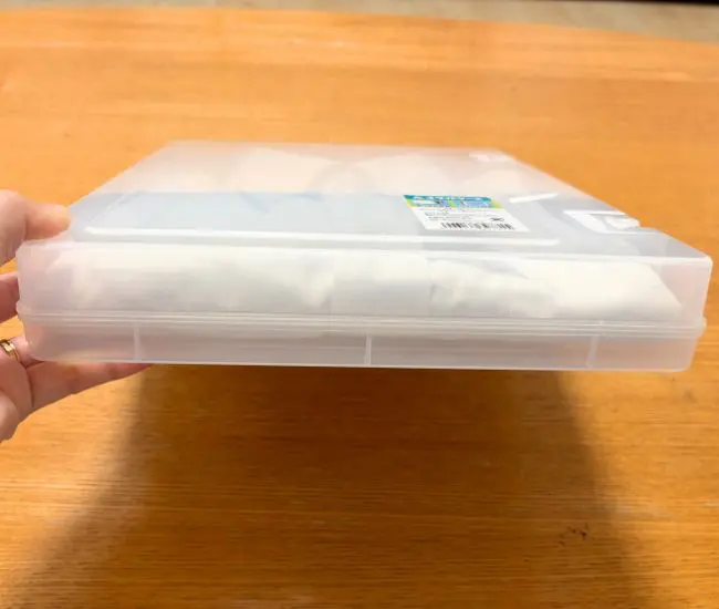 蓋を閉めて横から見た写真（撮影：grapeライフハック編集部）