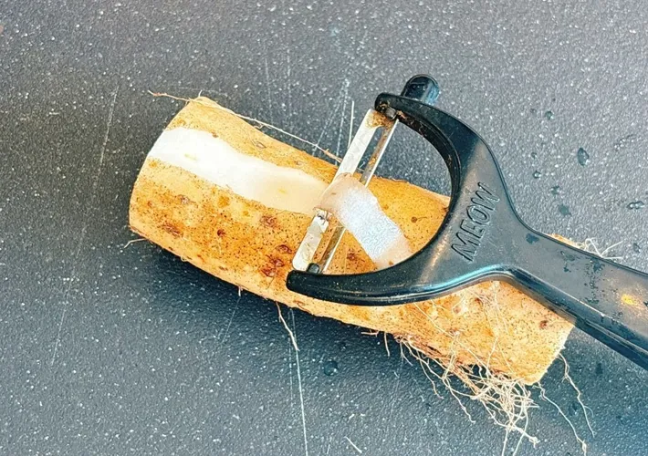 『長芋の炊き込みご飯』を作る写真（撮影：キジカク）