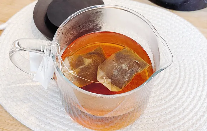 紅茶を抽出中の画像（撮影：キジカク）