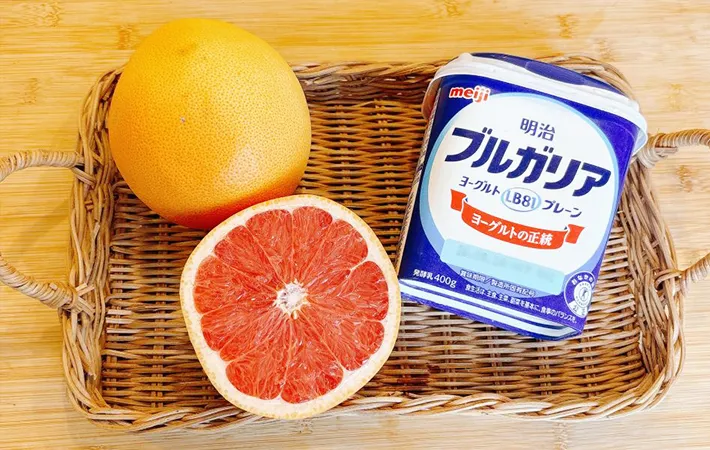 ヨーグルトとグレープフルーツの画像（撮影：キジカク）