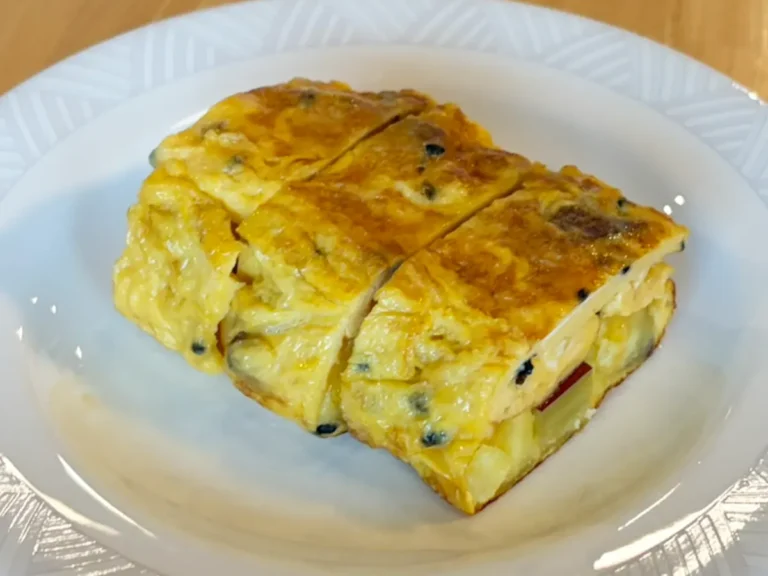 サツマイモ入りの玉子焼きの写真(撮影:grapeフード編集部)