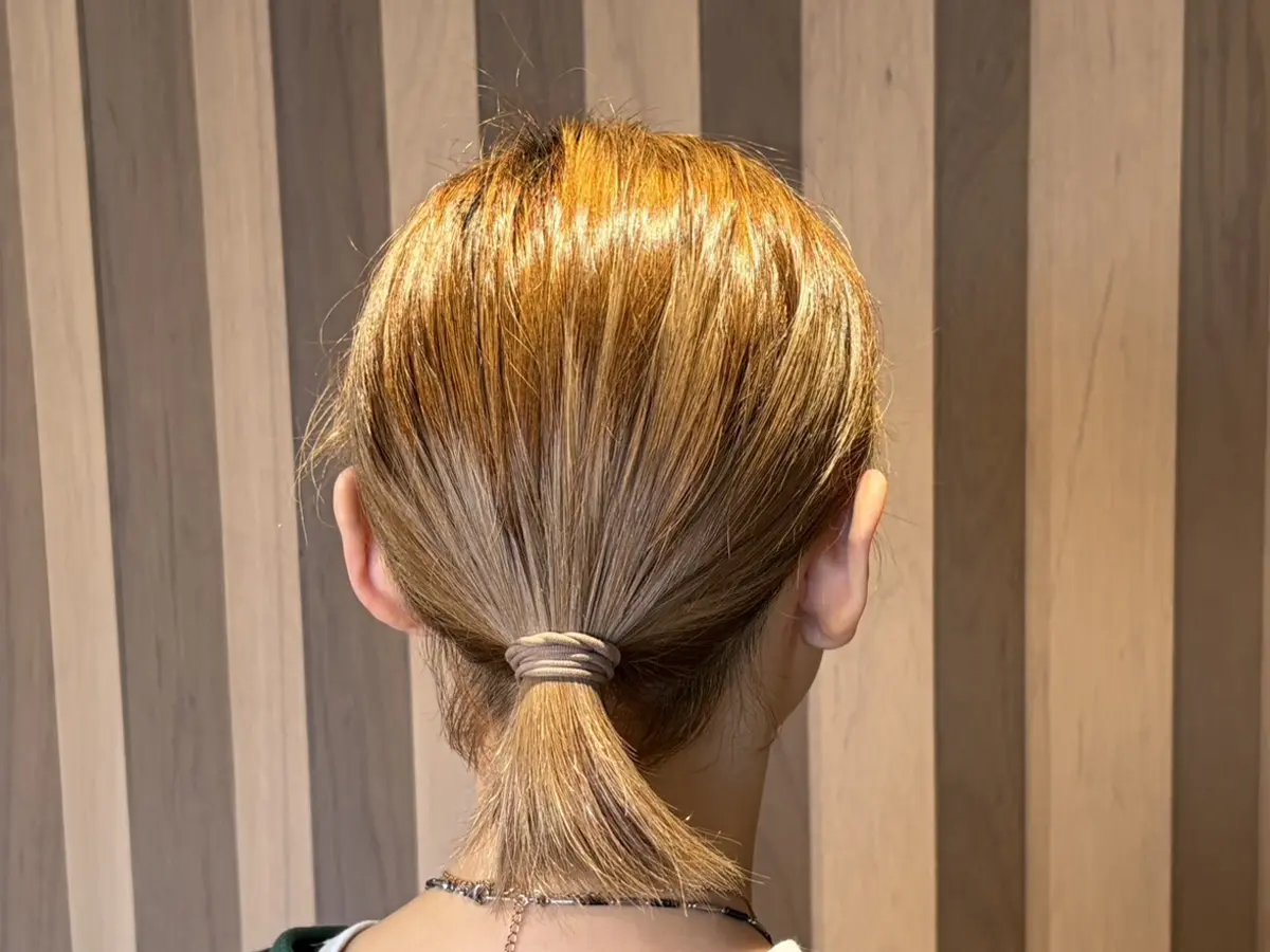 夜のヘアケアの写真（画像提供：岡田充）
