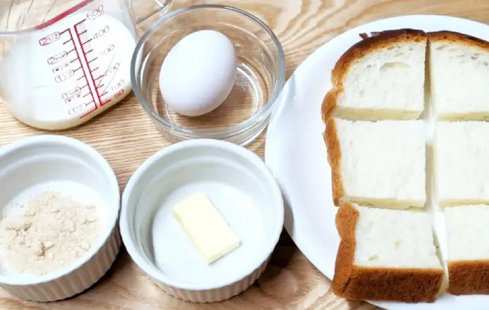 フレンチトーストに使用する材料の画像（撮影：キジカク）