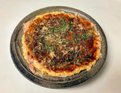 お好み焼きの写真（撮影：grapeフード編集部）
