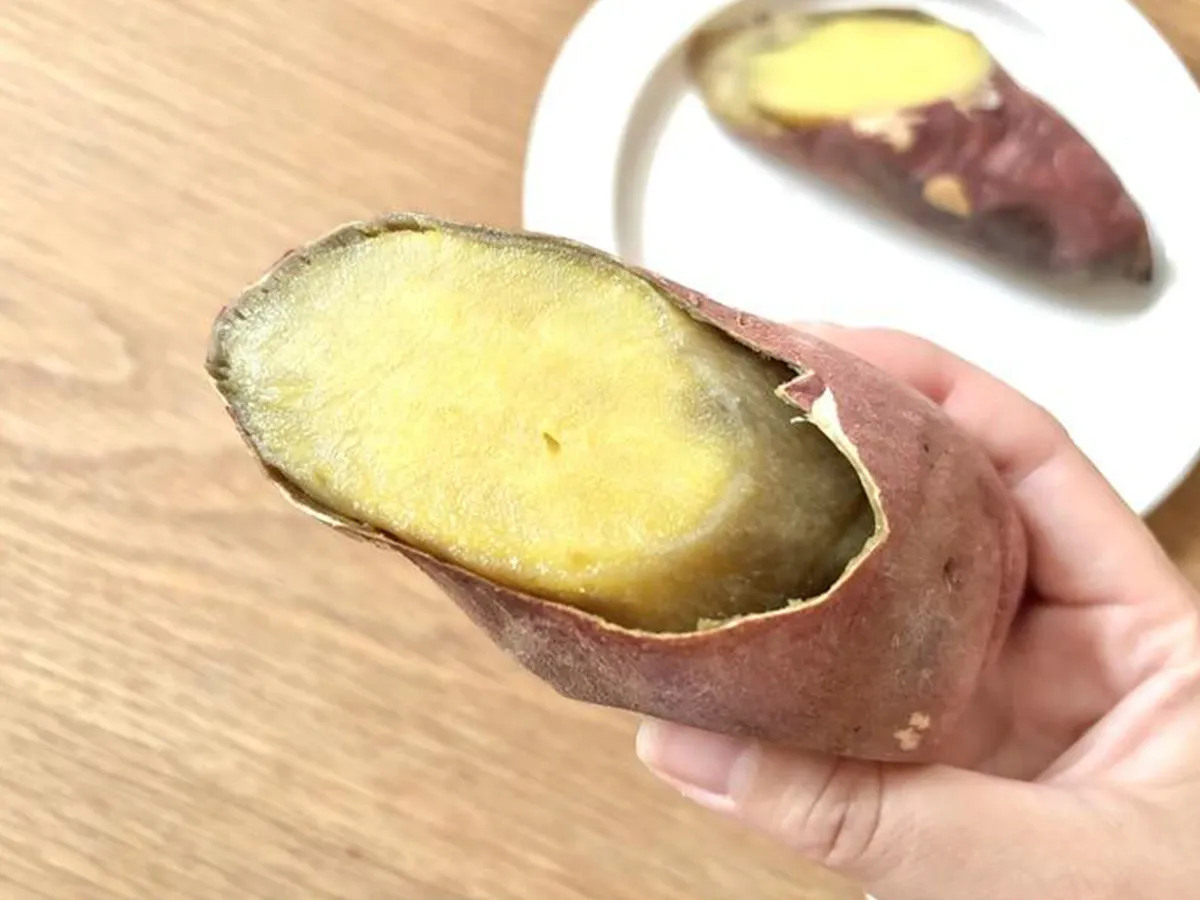 『イオン』の焼き芋の写真（撮影：grapeフード編集部