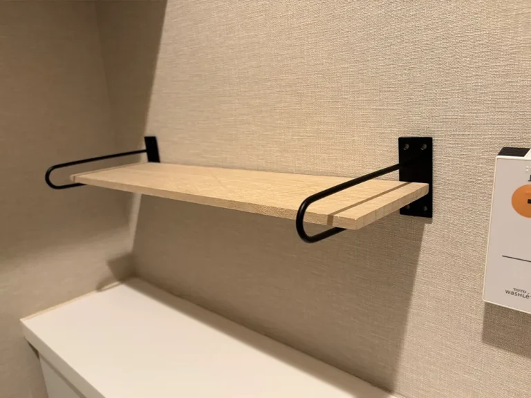 U型ブラケットの画像