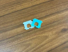 机に置かれたパンの留め具（撮影：grapeライフハック編集部）