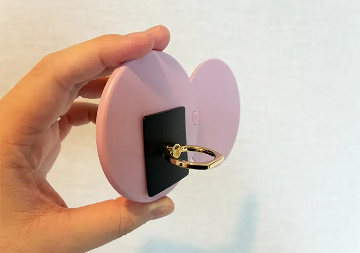 スマホリングの活用写真（撮影：grapeライフハック編集部）