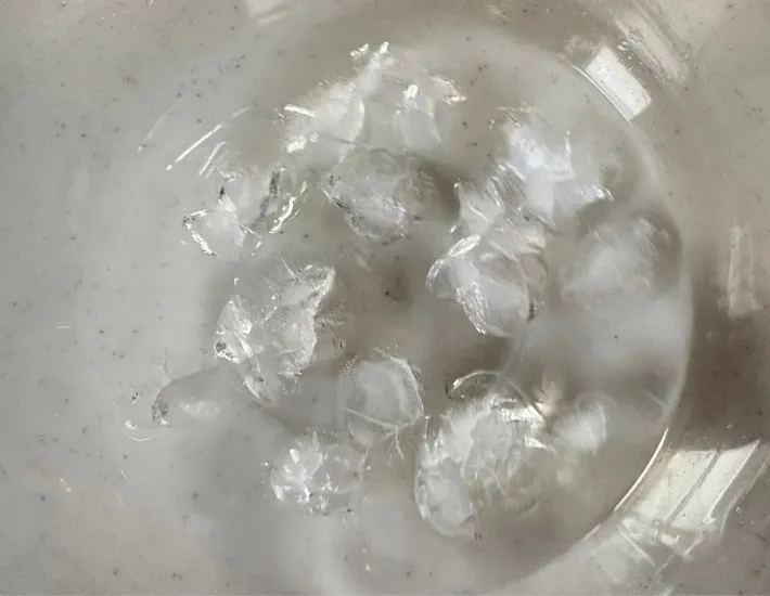 氷水の画像（撮影：エニママ）