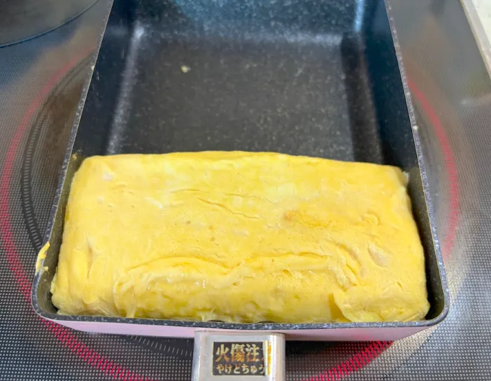火から下ろす前の玉子焼きの画像（撮影：エニママ）