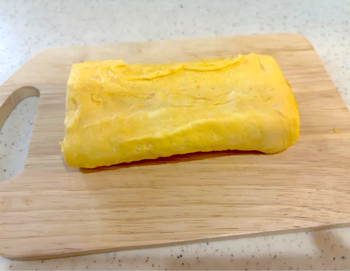 カットする前の玉子焼きの画像（撮影：エニママ）
