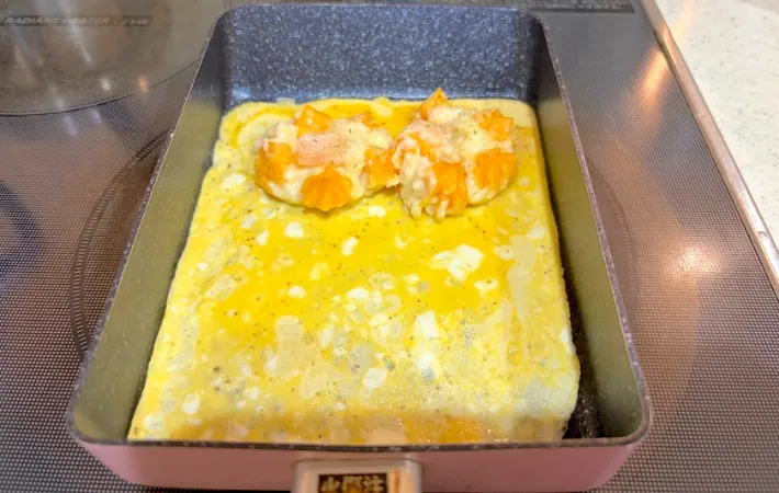 玉子焼きにグラタンをおいた画像（撮影：エニママ）
