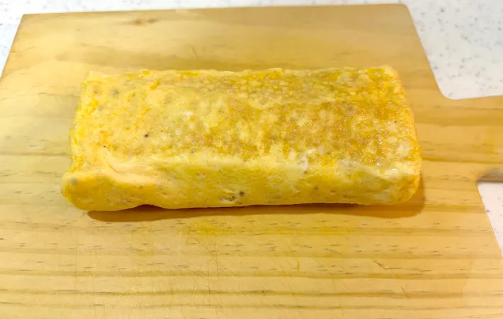 カット前の玉子焼きの画像（撮影：エニママ）