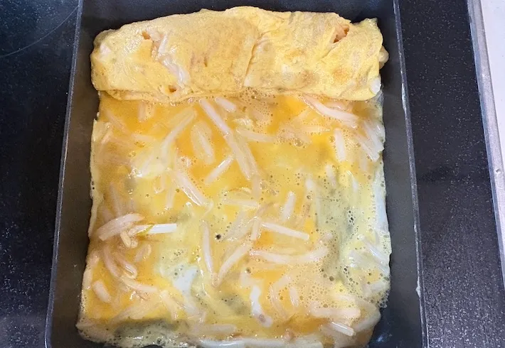 残りの卵液を流し入れた画像（撮影：エニママ）
