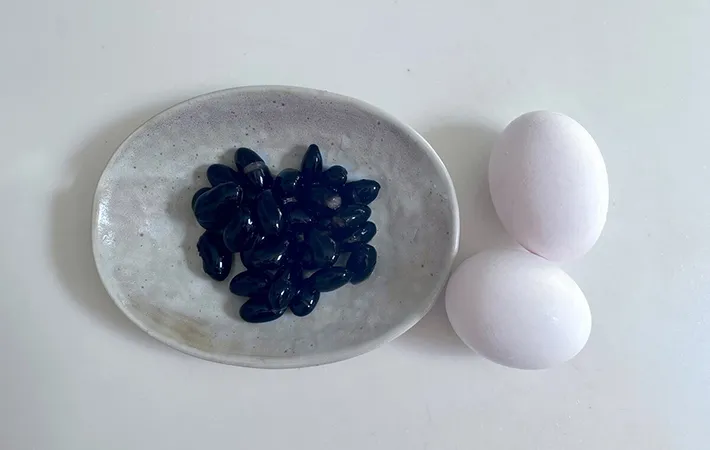 黒豆と卵の画像（撮影：エニママ）