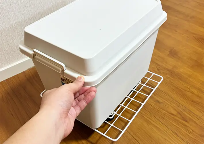 キャスターつき花台の写真（撮影：grapeライフハック編集部）