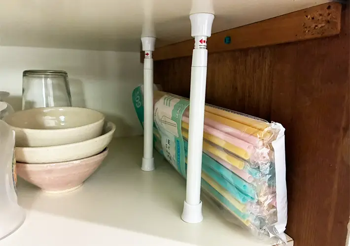 短いつっぱり棒の活用写真（撮影：grapeライフハック編集部）