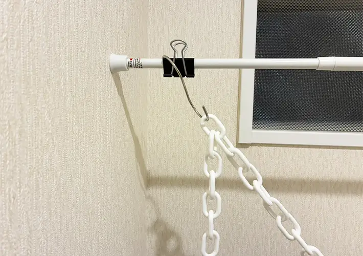 ダイソーのチェーン活用写真（撮影：grapeライフハック編集部）