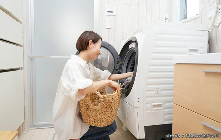 洗濯をする写真