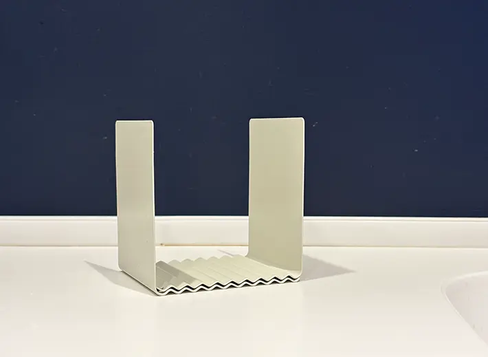 ブックスタンドの画像