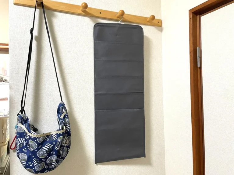 『吊り下げシャツ収納』の写真(撮影:ワード)