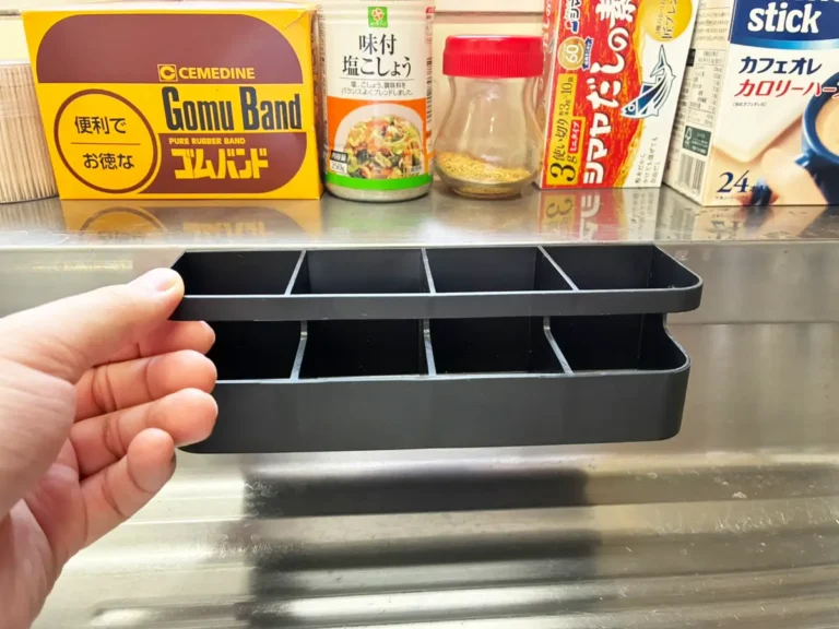 マグネット傘立ての活用写真（撮影：grapeライフハック編集部）