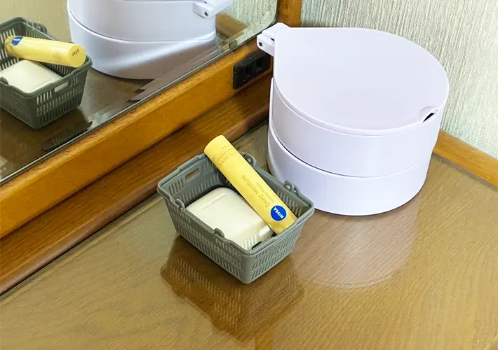 ミニチュア買い物カゴの活用写真（撮影：grape編集部）