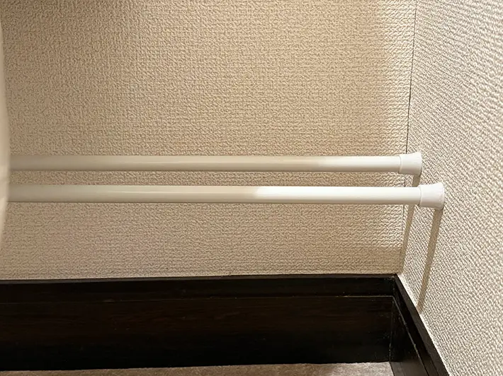 つっぱり棒の画像
