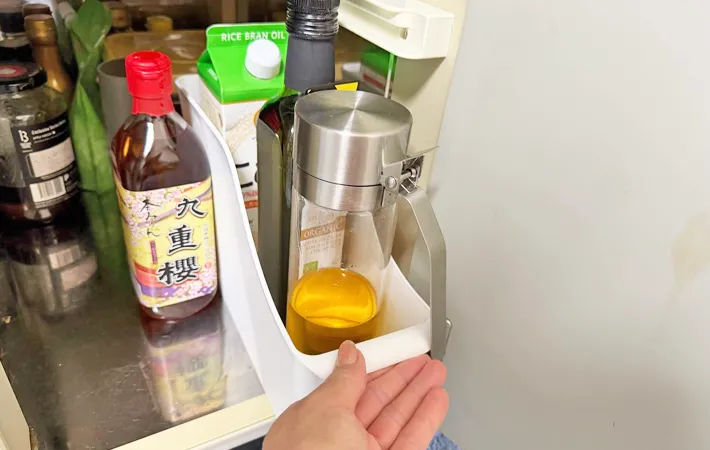 『DAISO ラッセバスケットＡ４スタンド』の使用写真（撮影：ワード）
