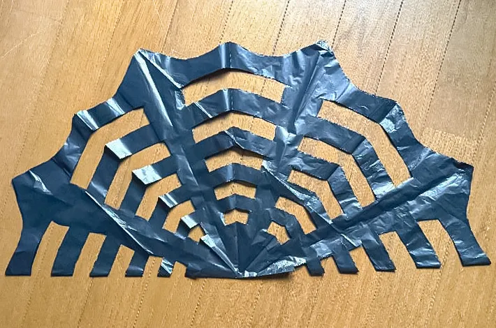ゴミ袋を半分広げた写真（撮影：grapeライフハック編集部）