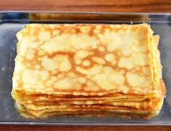 ミルクレープの画像（撮影：小泉明代）