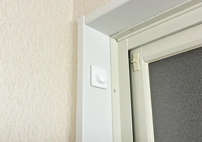 つっぱり棒の活用写真（撮影：grapeライフハック編集部）