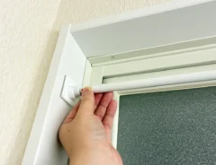 つっぱり棒の活用写真（撮影：grapeライフハック編集部）